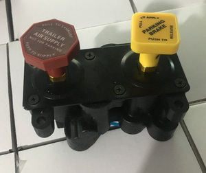 วาล์วปล่อยลมเบรกสำหรับรถบรรทุก รุ่น KN26011 KN20615 - Product Image 1