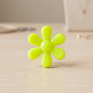 AA0268 Flower <b>Needle</b> <b>threader</b> |Yellow Plastic Flower <b>Needle</b> <b>Threader</b> for Sewing Accessory Simple Round Shape Colorful Design - Product Image 4
