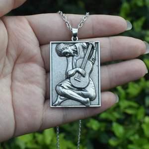 Collar con Colgante de Guitarrista Antiguo de Picasso, Joyería de Metal para Hombres y Mujeres, Accesorios de Ropa de Música Rock - Product Image 4
