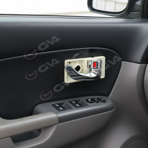 Poignées de porte intérieures Hyundai Tucson 05-09 GVA 8391212 826202E0 Finition chromée TR Origin Côté droit - Product Image 3
