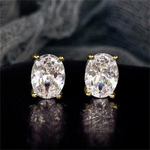 Clásicos pendientes de diamantes de corte ovalado en oro macizo de 18 quilates para mujer, joyería certificada GIA para bodas. - Product Image 3
