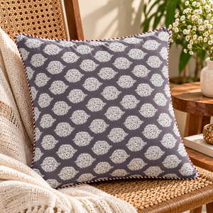 Fundas de cojín de algodón estampadas a mano, suaves, transpirables y decorativas para el hogar moderno, hoteles y dormitorios. - Product Image 2