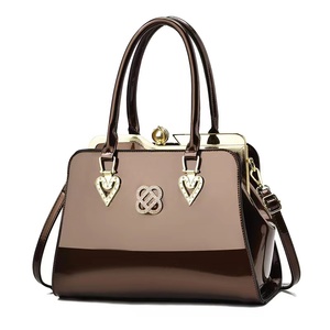 Borsa Tote alla Moda 2025, <span class=keywords><strong>Borse</strong></span> di <span class=keywords><strong>Lusso</strong></span> in Pelle PU Verniciata, Borsette e <span class=keywords><strong>Borse</strong></span> di Alta Qualità - Product Image 6
