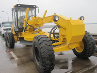 Niveleuse à moteur XG3220C à prix avantageux, machine de chantier efficace avec cadre renforcé, performances stables, bonne qualité, à vendre