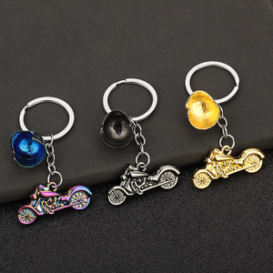 3D Motorcycle Helmet <b>Keychain</b> Pendant Creative <b>Personalized</b> Star Shape Zinc Alloy Small Gift for Men & Boys - Product Image 1