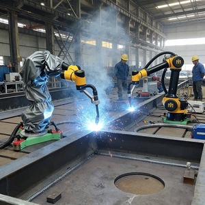 Robot de Soldadura Móvil Industrial con <span class=keywords><strong>Antorcha</strong></span> de Refrigeración por Agua para Acero Inoxidable y Aluminio - Product Image 1