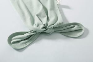 Peleles de algodón suave para bebés recién nacidos, trajes de dormir con gorro, monos OEM de manga larga, pijamas anudados sin pie - Product Image 6