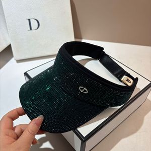 Casquette de soleil italienne de luxe de niche, robuste, à visière, avec strass et cristaux, style mode, à dessus ouvert, motif léopard et damier, pour l'été - Product Image 4