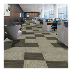 Alfombra de Nailon Ignífuga para el Hogar, Apta para Comedor, con Características Antideslizantes y Resistentes al Agua, Disponible en Varios Diseños - Product Image 3