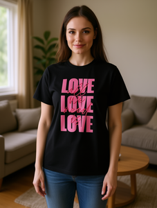 T-shirt da donna con stampa Love Letter, manica corta, girocollo, vestibilità ampia, casual, per tutte le stagioni, top in jersey di cotone 100%. - Product Image 2