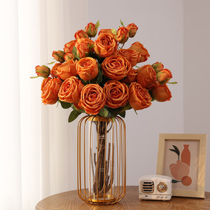 Fleur artificielle en soie, rose à 3 têtes, style européen, orange concubine royale, pour décoration de mariage et de maison - Product Image 1