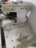 Nouveau modèle d'occasion japon jukis MEB-3810J informatisé oeillet boutonnière machine à coudre pour jeans cowboy veste costume pantalon
