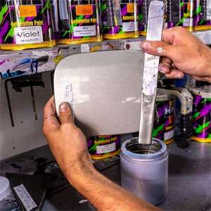 Peinture automobile haute brillance, peinture acrylique professionnelle pour la réparation de carrosserie automobile, <span class=keywords><strong>couleur</strong></span> vive et durable - Product Image 2