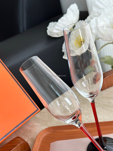 Classic Wine Glass Goblet Transparent Glassware in <b>Red</b> and Black for Wedding Parties - Product Image 2