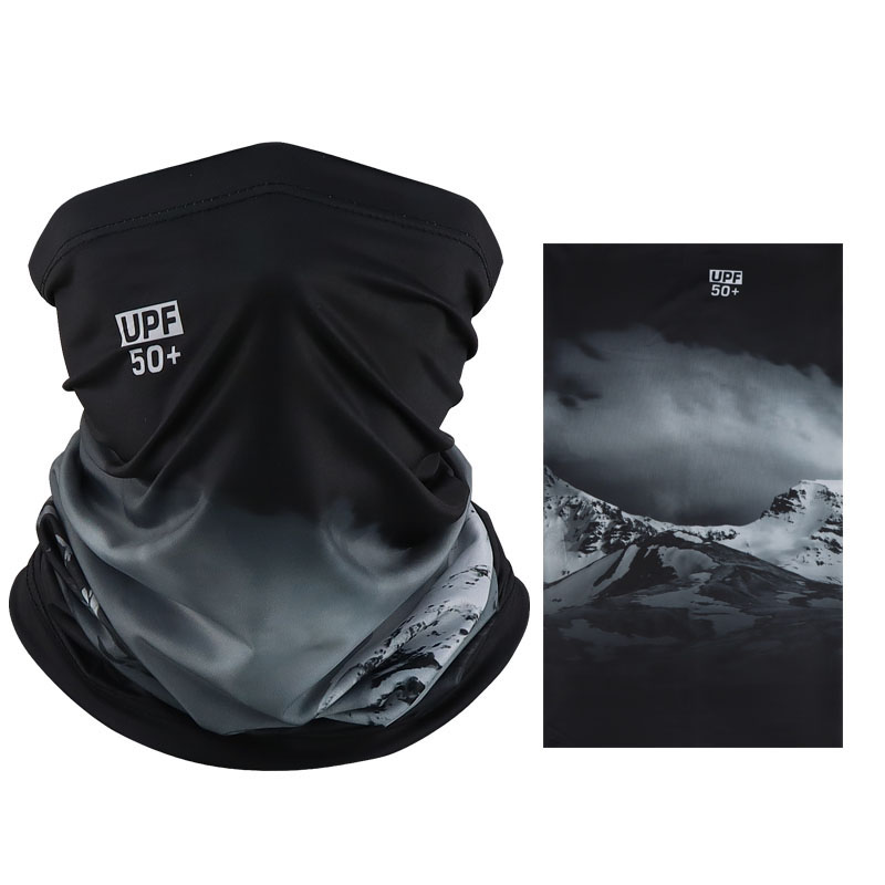 Des nuages ​​noirs couvrent les montagnes - taille unique