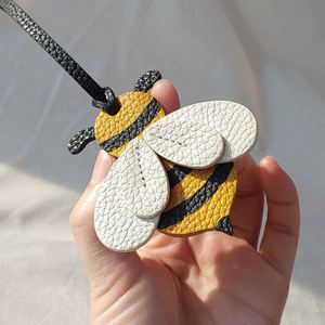 YYHoney Bee PU Leather <b>Bag</b> <b>Charm</b> Cute Fashion Animal Purse <b>Charms</b> Stylish Leather Bee <b>Bag</b> <b>Charm</b> for Gifts - Product Image 2