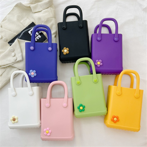 Nieuwe Mode Kleine Siliconen Rubber Waterdichte Diy Cartoon Decoratieve Bedels Tas Mini Zomer Handtas Meisje Eva Foam Strand Draagtas - Product Image 4