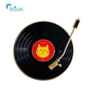 Pin de esmalte de vinilo personalizado para grabar música, alfiler de solapa de vinilo personalizado, estilo Retro - Product Image 4