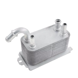 Refroidisseur d'huile moteur 30792231 pour Volvo S80 2008- XC60 2010 <span class=keywords><strong>2013</strong></span> -<span class=keywords><strong>2013</strong></span> XC70 2008-2011 - Product Image 1