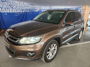Volkswagen Tiguan SUV Compacto Usado, Autos Nuevos y Usados, Exportador Profesional de Autos, Corea, Gasolina, Diésel, Tracción en las Cuatro Ruedas, Título Limpio, Listo para Entregar - Product Image 2