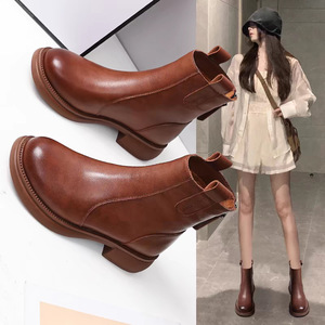 Botas de <span class=keywords><strong>Mujer</strong></span> Estilo 2026 con Suela Plana y Cierre Trasero, para Primavera-Verano e Invierno, Modelo Mardi - Product Image 2