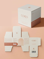 Boîte d'emballage cosmétique de luxe personnalisée avec logo, finition mate UV dorée, matériaux recyclés sur mesure, doublure en éponge, coffret cadeau en papier pour soins de la peau