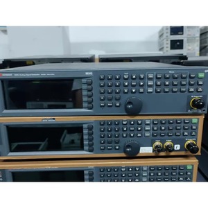 Générateur de signaux Keysight N5183B 20 GHz d'occasion - Product Image 2