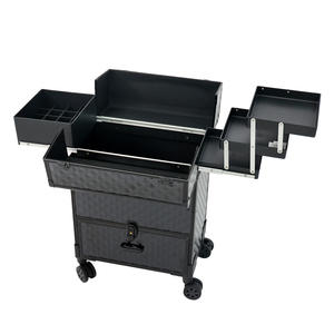 กระเป๋าเครื่องสำอางแบบล้อลากลายตารางสีดำพร้อมกุญแจล็อค สำหรับใส่เครื่องสำอาง ทำเล็บ ทำผม และอุปกรณ์เสริมสวย - Product Image 3