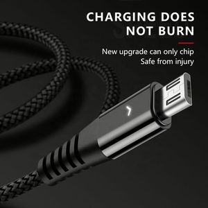 Cargador Rápido para Auto 2026 con Cable <span class=keywords><strong>USB</strong></span> Fijo, Conector Hembra Android, OTG, Transferencia de Datos, 1.2m, Económico - Product Image 1