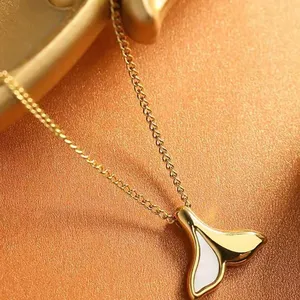 1pc Women's Fashionable Simple Titanium Steel White Conch Shell Tail Necklace, Suitable For Banquet/Wedding