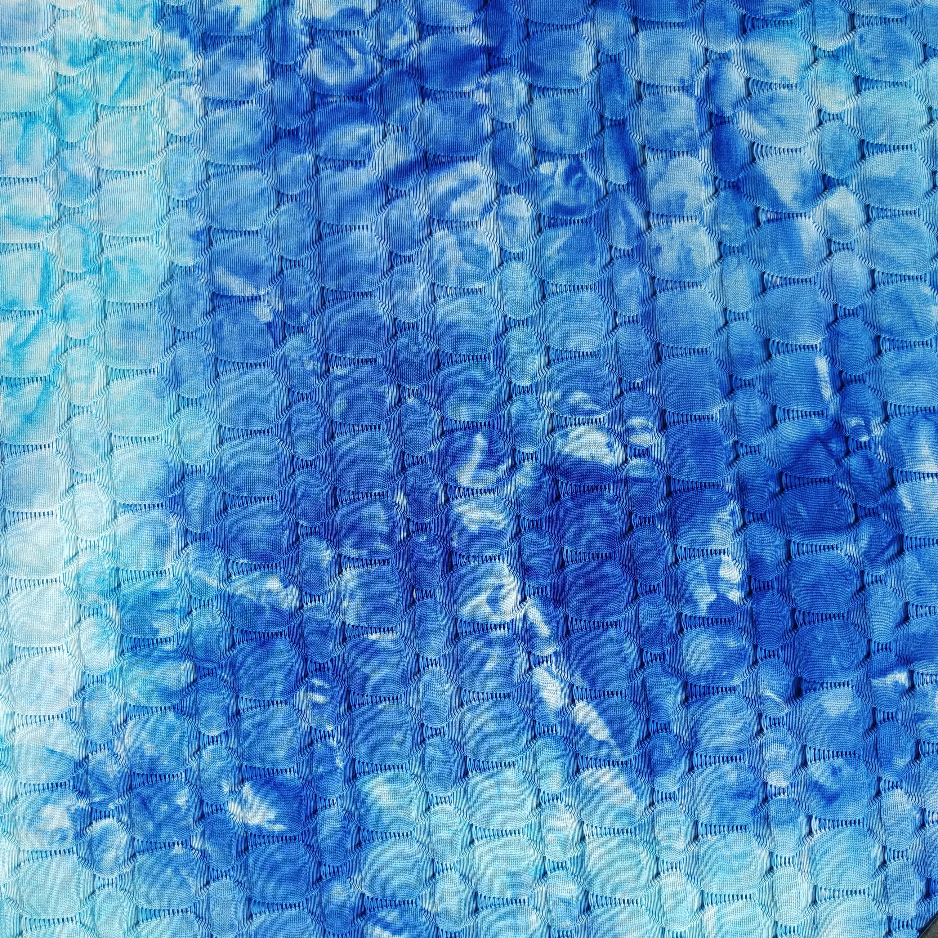 Azul