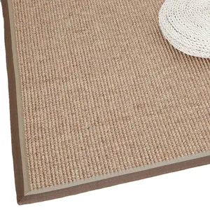 Tapis en fibre de coco personnalisé tapis en jute sisal jonc de mer tapis de sol en jute carrelage de jute tapis mur à mur support en latex pour usage domestique