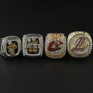 Anillos de Campeonato de Baloncesto de <span class=keywords><strong>LeBron</strong></span> James, Juego de <span class=keywords><strong>4</strong></span> Piezas, Accesorios de Moda de Aleación para Hombre, Diseño de Garra Incrustada, Artículos Coleccionables de Baloncesto - Product Image 1