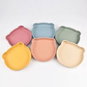 Assiette bébé en silicone souple, non toxique, incassable et écologique avec ventouse pour la diversification alimentaire des tout-petits, compatible lave-vaisselle - Product Image 1