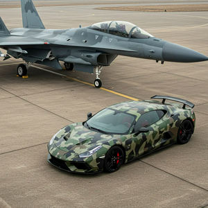 Film de protection de carrosserie NIKO auto-adhésif anti-rayures en vinyle PET vert camouflage avec bulles d'air - Product Image 1