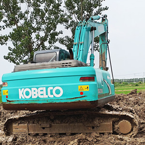 Excavadoras Kobelco SK200 de 20 Toneladas, Máquina de Trabajo Pesado con Gran Profundidad de Excavación, Bomba Hidráulica KYB - Product Image 4