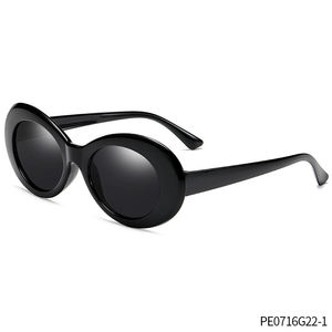 PESENAR 1950s Ensemble d'accessoires et d'accessoires pour artistes mime 5 pièces - Product Image 3