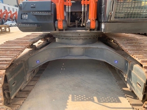 Excavatrice sur chenilles hydraulique Hitachi ZX350 d'occasion, équipement de construction orange pour travaux de terrassement et manutention de matériaux - Product Image 6