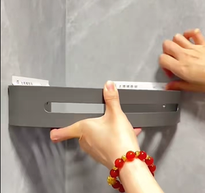 Utilizzato per fissare temporaneamente gli adesivi in posizione durante l'applicazione della colla. IT ha una forte adesione e facilita l'applicazione. - Product Image 5