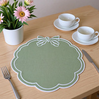 Chemin de table brodé à nœuds le plus vendu, Tapis thermique en tissu haut de gamme, Napperon de table floral de luxe léger pour hôtel, Vente en gros