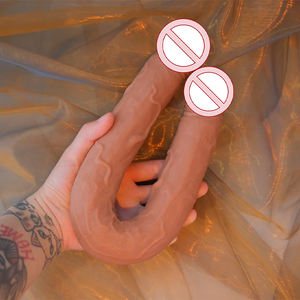 Venda Quente: Brinquedos Sexuais Realistas com <span class=keywords><strong>Dildo</strong></span> de Duas Pontas, Macio e Longo, 465g para Lésbicas - Product Image 1
