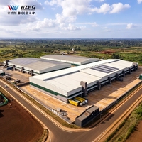 Entrepôt logistique en structure métallique préfabriquée, prêt pour l'énergie solaire photovoltaïque, construction modulaire robuste