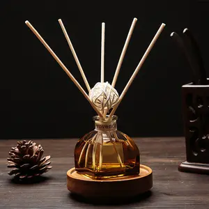 Nieuw Ontwerp 50Ml Groothandel Goedkope Natuurlijke Etherische Olie Geur Luxe Riet Diffuser Cadeau Sets