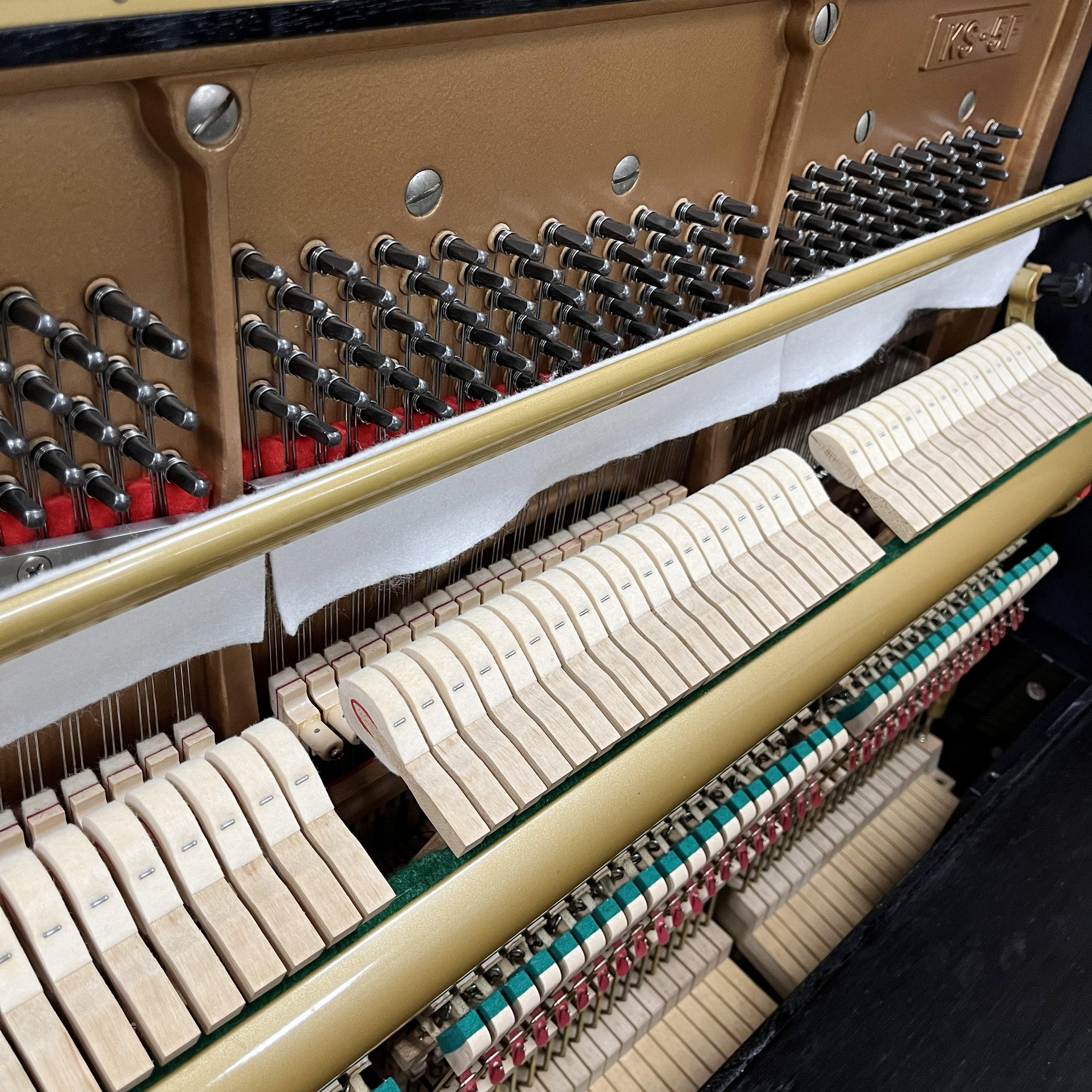 How to Choose a Used Piano from Japan: Your Complete Buying Guide