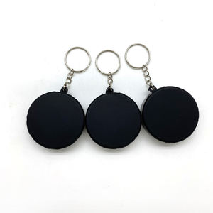 Mini rondelle <span class=keywords><strong>de</strong></span> hockey en mousse PU promotionnelle, porte-clés avec impression <span class=keywords><strong>de</strong></span> logo personnalisé - Product Image 6