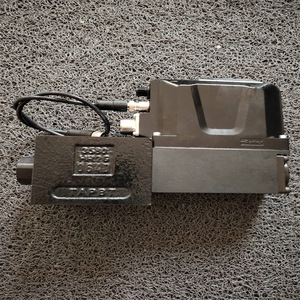 วาล์วไฮดรอลิกแบบคาร์ทริดจ์ Parker D3FPE50YB9HB70P80 โซลินอยด์ อะไหล่อุตสาหกรรม - Product Image 2