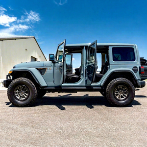 Jeep Wrangler Rubicon Usado, 4 Puertas, Unlimited, Gris, SUV, Todoterreno 4x4, Asientos de Cuero, R20, Automático, Volante a la Izquierda, Techo de Aleación de Aluminio - Product Image 5