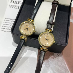 <span class=keywords><strong>Montre</strong></span> ronde à quartz rétro française pour femmes, étudiante, <span class=keywords><strong>luxe</strong></span> léger, tendance <span class=keywords><strong>de</strong></span> niche, élégante, petite <span class=keywords><strong>montre</strong></span> raffinée pour femmes, <span class=keywords><strong>montre</strong></span> d'examen - Product Image 2
