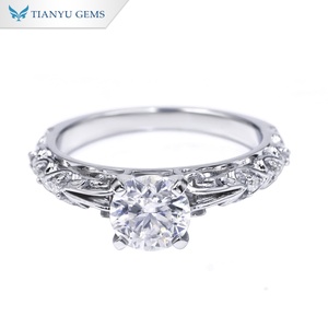 Anello di Fidanzamento Tianyu Gems <span class=keywords><strong>in</strong></span> <span class=keywords><strong>Oro</strong></span> Bianco 10K Stile Vintage con Motivo Floreale e Milgrain <span class=keywords><strong>in</strong></span> Moissanite - Product Image 1