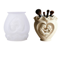 3D exquis coeur contour mère tenant l'enfant graphique bricolage Silicone ciment résine plâtre Pot de fleur Vase bougie pot moule